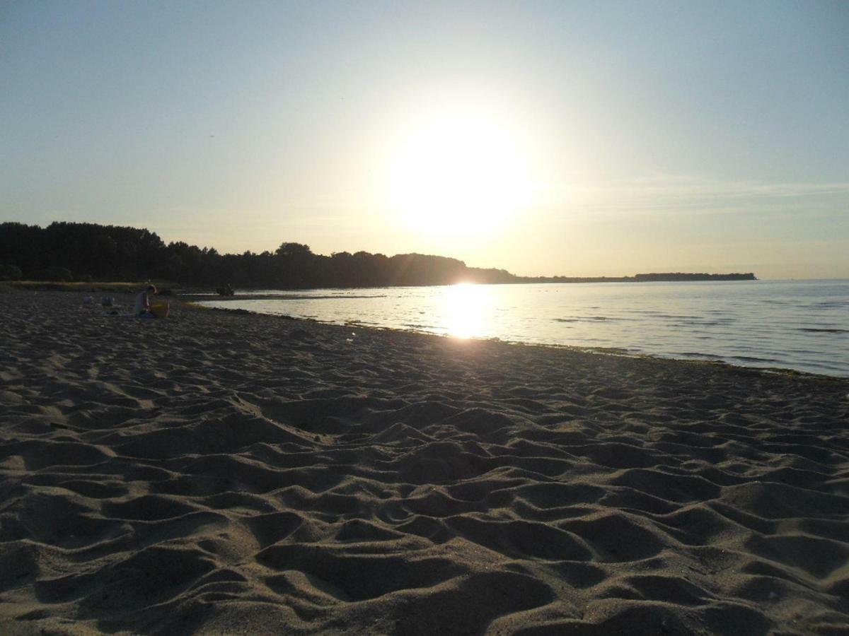 Krahennest Am Ostseestrand - Abc52 By Abcwismar Zierow Exteriör bild
